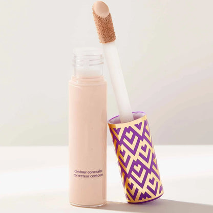 Base Correctora Líquida Tarte Cobertura Total, Resistente al Agua y Control de Brillo para Todo Tipo de Piel