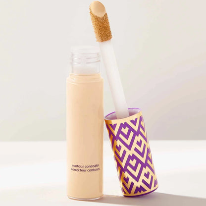 Base Correctora Líquida Tarte Cobertura Total, Resistente al Agua y Control de Brillo para Todo Tipo de Piel